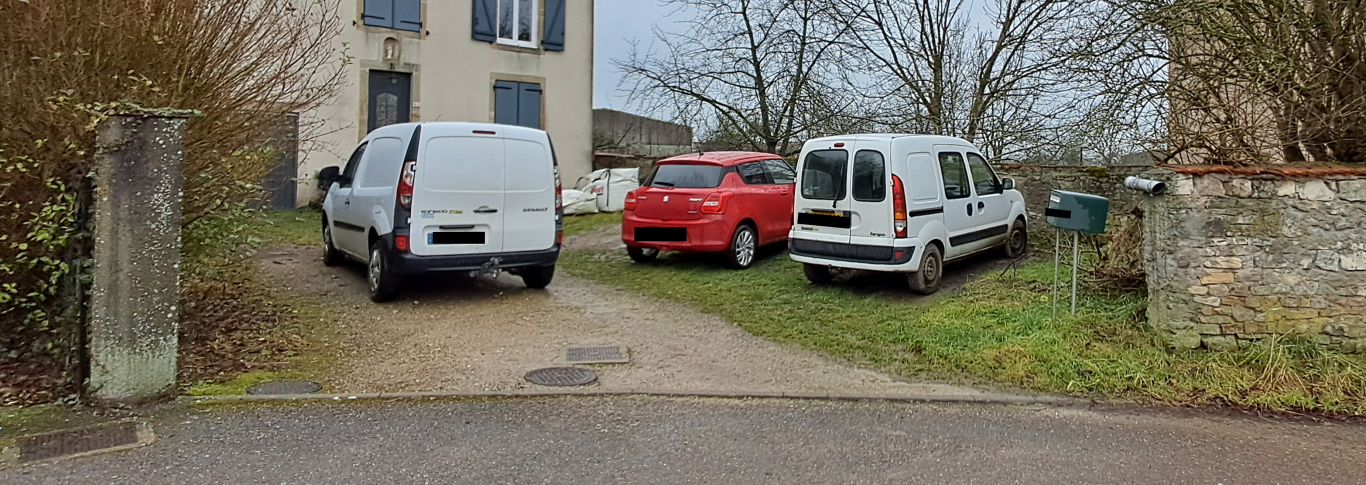 Cour en enrobés à chaud